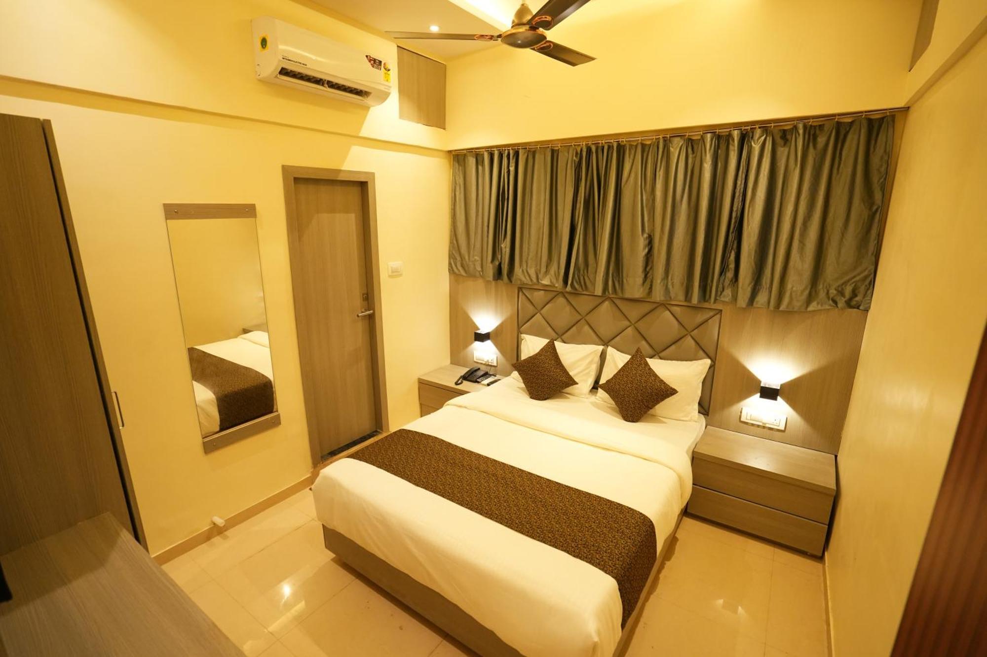 Hotel Boston Mumbai Exterior foto