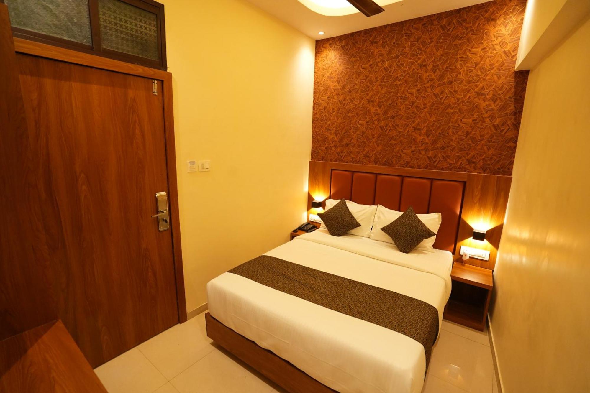 Hotel Boston Mumbai Exterior foto