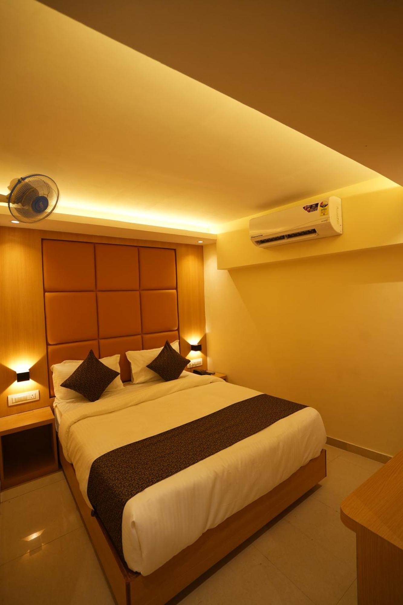 Hotel Boston Mumbai Exterior foto