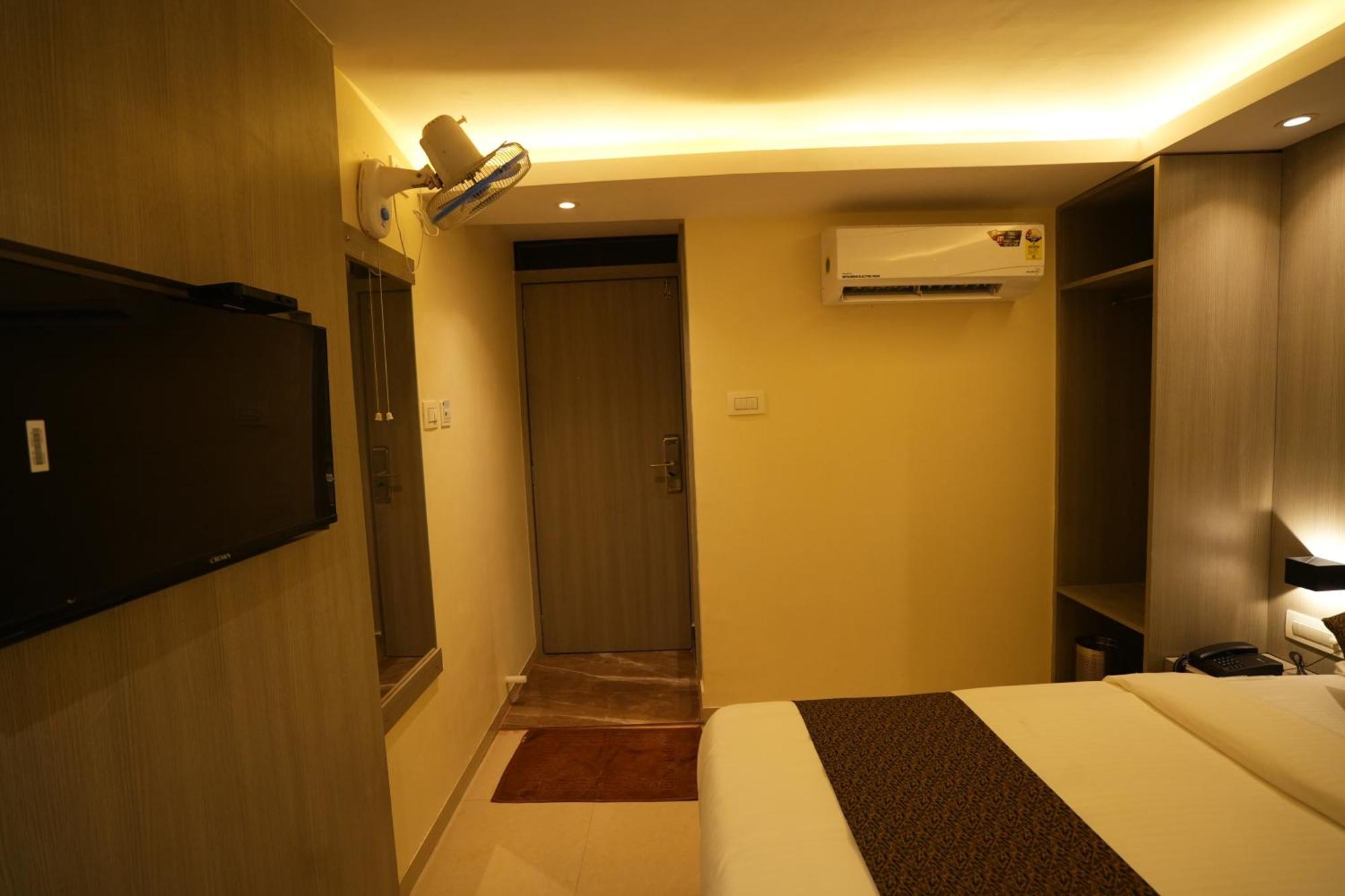 Hotel Boston Mumbai Exterior foto