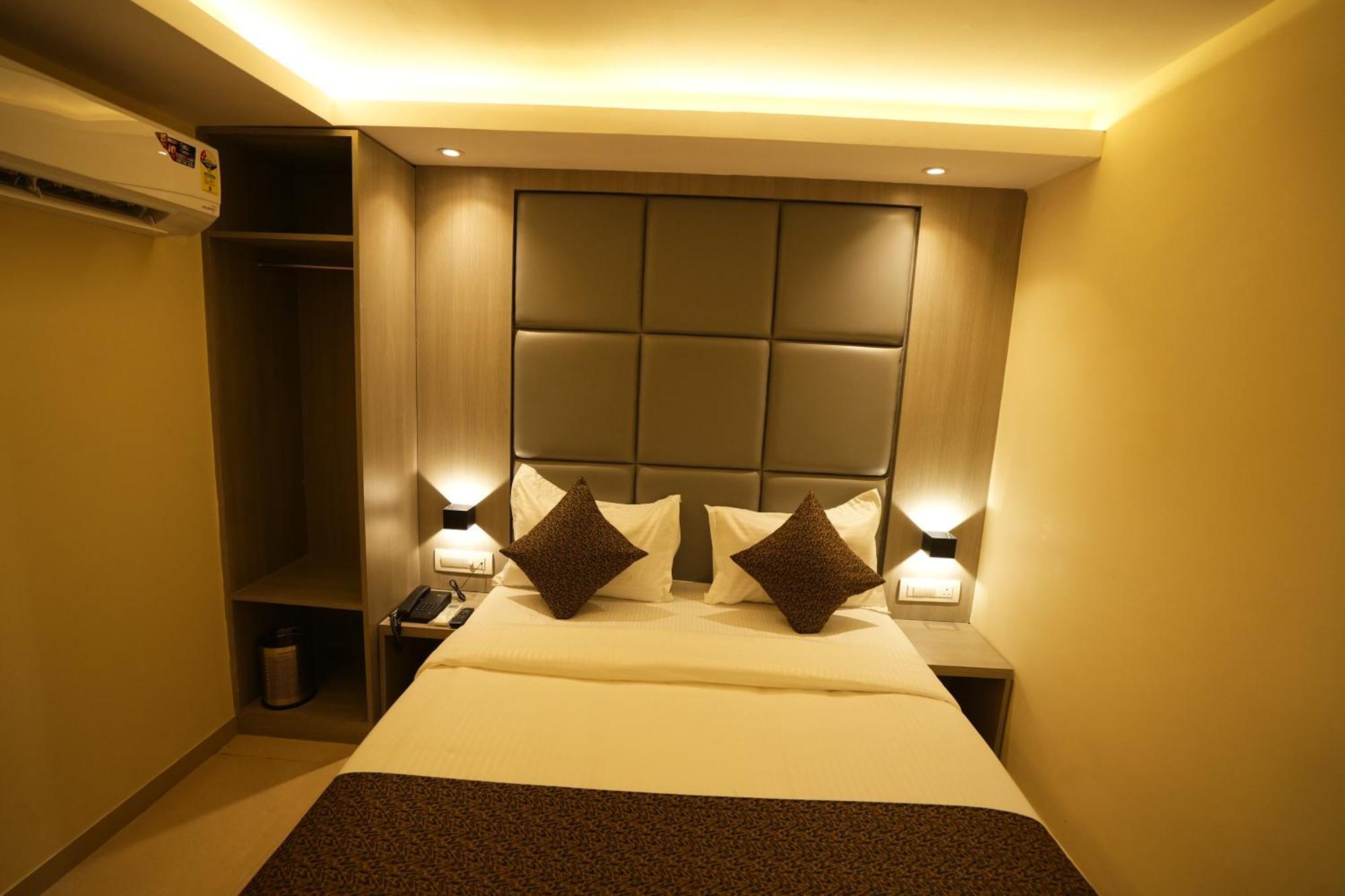 Hotel Boston Mumbai Exterior foto